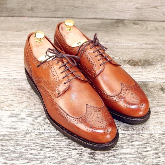 * NIB * $345 Allen Edmonds LGA Wingtip 8 D Walnut * add $15 new Trees main image 12